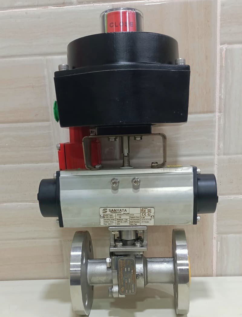 2PC Flanged Ball Valve View 2